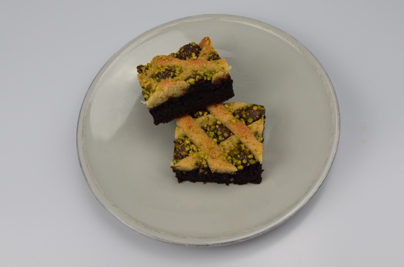 Brownies s mandlovou náplní